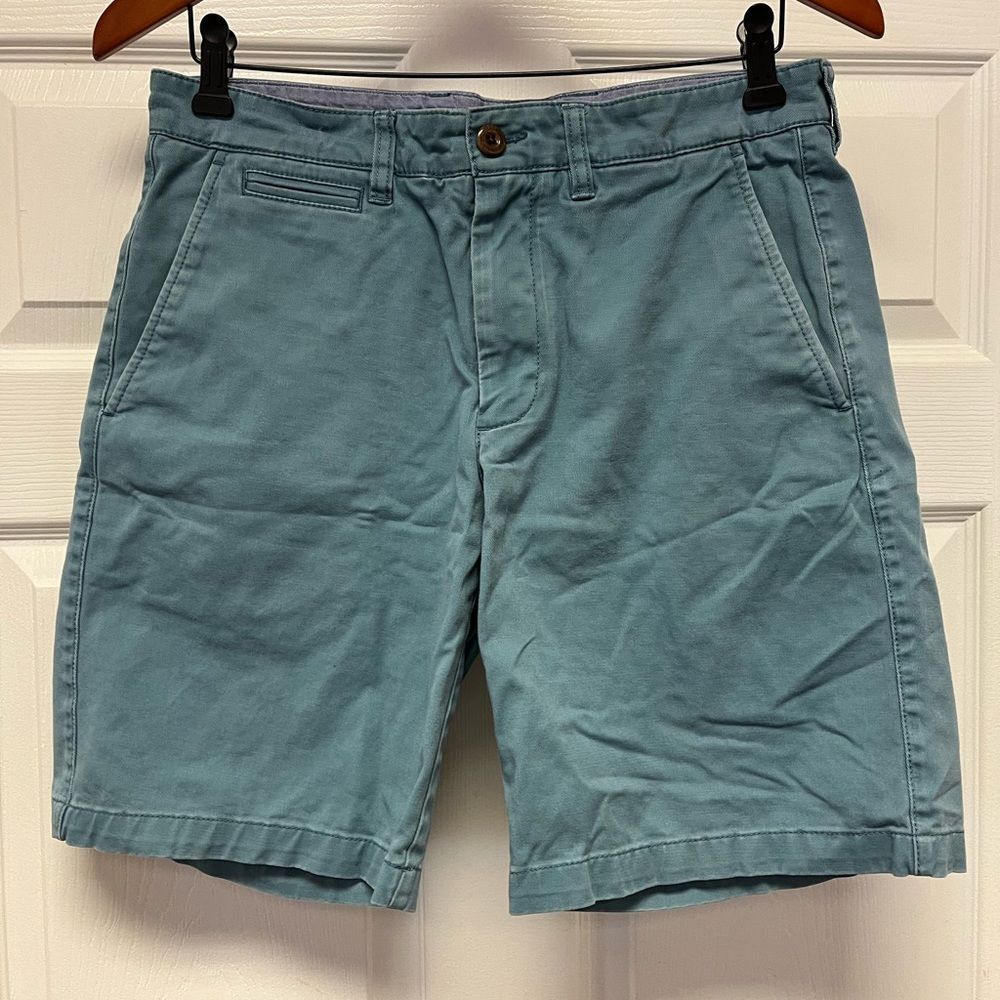 L.L. Bean Lakewashed Stretch Blue Khaki Shorts sz 31